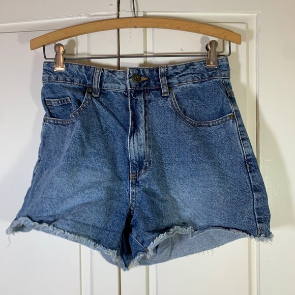 Cotton On Pants - Cotton On High Rise Mom Denim Shorts Medium Wash Blue Size 4 US Frayed Hem